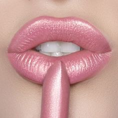 Pale Pink Lipstick, Pink Lipstick Shades, Lip Healing, Light Pink Lipstick, Maquillage Yeux Cut Crease, Shimmer Lipstick, Creme Lipstick, Makijaż Smokey Eye, Lipstick Collection