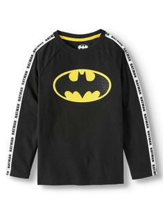 Batman boys long sleeve crew t shirt. New. 60% cotton, 40% polyester. Machine washable. Batman logo on the front with Batman taping down the arms.  Thank You for Shopping With Me! Payment Information I accept Paypal and credit cards through the check out at this time. Payment is due within 48 hours of auction ending.   Shipping Information Most items ship same or next day depending on the time payment is issued. All items will be wrapped very carefully. All items will be shipped with a tracking Cotton Long Sleeve T-shirt With Character Print, Long Sleeve Cotton Shirt With Character Print, Cotton Long Sleeve Shirt With Logo Print, Black Long Sleeve Top With Character Print, Casual Long Sleeve Tops With Character Print, Winter Cotton Tops With Logo Print, Winter Cotton Tops With Character Print, Long Sleeve Shirt With Character Print For Streetwear, Black Long Sleeve Shirt With Character Print