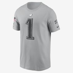 Made of soft cotton with a classic crew neck, the Jalen Hurts Salute to Service T-Shirt features a detailed design dedicated to the NFL's charitable initiative and your favorite Philadelphia Eagles player. Gray Crew Neck Fan Apparel T-shirt, Nike Cotton Crew Neck Shirt, Nike Gray Cotton Tops, Nike Gray Crew Neck Shirt, Nike Cotton Crew Neck T-shirt, Philadelphia Eagles Players, Nike Gear, Nfl Philadelphia Eagles, Jalen Hurts