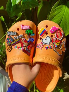 Mañana sera bonito album charms Crocs Pins, Manana Sera Bonito, Nike Shoes Women Fashion, Crocs Fashion, Butterfly Shoes, Shoe Websites, Amazing Halloween Makeup, Popular Shoes, Nike Shoes Women