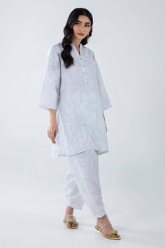 Sana Safinaz SS24ESE177P2T Ready To Wear White Floral Print Workwear Sets, White Floral Print Sets For Workwear, Casual White Lawn Suit With Floral Print, Casual White Sets With Printed Motifs, White Summer Sets With Set-in Sleeves, Printed Relaxed Fit Sets For Daywear, Cotton Lawn Suit For Summer Workwear, Casual Blue Lawn Suit For Summer, Summer Cotton Lawn Suit For Work