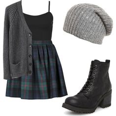 maybe with a different skirt, i'm not really feeling this one. Weekend Mode, Fest Outfits, Chloe Bennet, Fashion Goals, Winter Mode, Plaid Skirt, Grunge Fashion