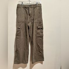 Shein Olive Green Cargo Pants New Never Worn Casual Mid-rise Bottoms With Patch Pockets, Casual High Waist Work Pants With Pockets, Casual Mid-rise Work Pants With Pockets, Casual High Waist Work Pants With Patch Pockets, Casual Full-length Work Pants With Belt Loops, Casual Full-length Cargo Work Pants, Casual Wide Leg Bottoms With Multiple Pockets, Casual Straight Leg Bottoms With Pockets, Casual Wide-leg Bottoms With Multiple Pockets