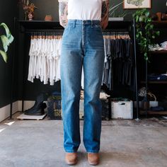 Vintage 70s Levi's Denim Ranch Jeans Medium wash with wear High rise  Straight leg fit  Size: 28" x 33" Model: 5'8" Measurement laid flat - Waist:  14" (across top waistband) - Inseam:  33" (crotch seam to bottom hem) - Rise:  12" (crotch seam to top of waist) - Hips:  18" (straight across below end of zipper) - Thigh:  11.5" (crotch seam to outseam) - Cuff:  9" (lower leg opening) Lower Leg, Levis Denim, Womens Jeans, Vintage Levis, Levis Jeans, Vintage 70s, Levi's, Straight Leg, Women Jeans