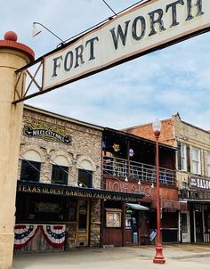 the entrance to fort worth, texas