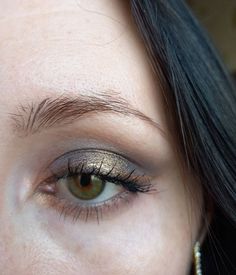 Deep Eyes Makeup, Eye Makeup For Green Eyes, Maquillage On Fleek, Dope Makeup, Edgy Makeup, Eye Makeup Art, Festival Looks