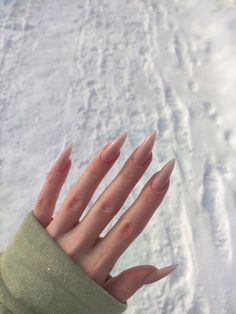 Long Sharp Nails Design, Sharp Nails Aesthetic, Stiletto Nude Nails, Matte Long Nails, Medium Stiletto Acrylic Nails, Russian Nails Manicures, Medium Stilleto Nails, Nude Stiletto Nails, Long Nails Almond