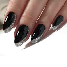 Black And Silver Nails, Black Silver Nails, Nails With Glitter, Black Acrylic Nails, Silver Nail, Nail Designs Glitter, Silver Nails, Elegant Nails, Classy Nails