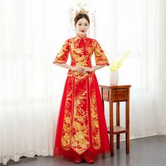 Women Chinese Wedding Qipao Dress Bride Cheongsam Traditional Evening Feast Gown | eBay Cheongsam Dress Long, Red Cheongsam Dress, Chinese Wedding Dresses, Chinese Dress Modern, Qun Kwa, Red Bride, Chinese Wedding Dress Traditional, Wedding Dress Traditional, Chinese Bride