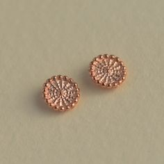 ❖ ONE PAIR! 14k gold (REAL GOLD!) rose flower stud earrings.  These flower earrings will look great with any outfit! Minimalist and simple, great for everyday wear yet noticeable, and will upgrade any look. ➤ Features: ♦ SOLID 14k Gold Stud Earrings ♦Material: Available in 14k solid rose gold / 14k solid yellow gold [shiny or matte finish]. ♦ Foral disc size: wearing surface: 0.19 inches (4.85mm) ♦Post length: 0.4 inch (10mm) / 20 gauge (wire thickness). Perfect for a variety of piercing locations: Earlobe / 2nd, 3rd hole earring/tragus/conch/helix/cartilage Straight shape end posts with silicone backs (10mm approx.) or 14k gold backs ➤ PACKAGING: The earrings will arrive in pretty gift packaging. If you are purchasing it as a gift, please feel free to add a personal note at checkout. ➤ 10 Outfit Minimalist, Tragus Conch, Gold Flats, Flower Stud, Gold Piece, Earrings Minimalist, Gold Filigree, Flower Earrings Studs, Gold Stud