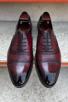 Burgundy lace-up punched oxford shoes with mirror glossed washed patina detailing and cap toe. - Aza Fashions Red Goodyear Welted Lace-up Oxfords, Red Oxford Oxfords With Leather Sole, Red Oxfords With Leather Sole, Burgundy Brogue Oxfords With Plain Toe, Burgundy Oxfords With Brogue Detailing And Plain Toe, Burgundy Brogue Cap Toe Dress Shoes, Burgundy Cap Toe Leather Shoes With Brogue Detailing, Burgundy Leather Shoes With Cap Toe And Leather Sole, Burgundy Goodyear Welted Wingtip Oxfords