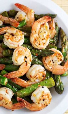 shrimp and asparagus stir - fry with garlic