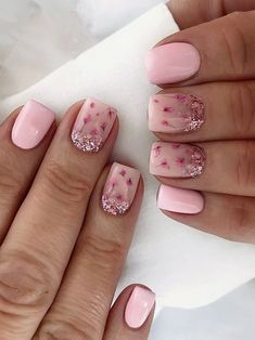 short baby pink nails with flower and glitter Spring Elegant Nails, Classy Spring Nails Short, Detail Nail Art, Nail Designs And Colors, Daisy And Butterfly, Pink Spring Nails, Cute Almond Nails, Swirl Nail, Lily Nails