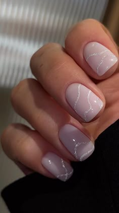 15 Short Winter Nail Ideas for 2023-2024 Short Nail Designs Fall 2024, Short Winter Nail Ideas, Long Square Nails, Simple Gel Nails, Pointed Nails, Cute Gel Nails, Christmas Nails Acrylic