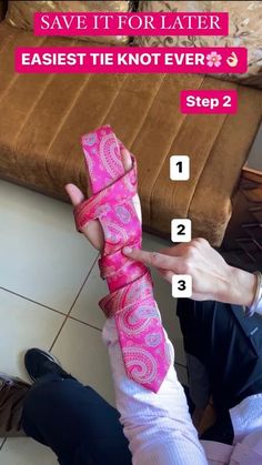 Easy Tie Knot, Simple Tie Knot, How To Tie A Necktie, Tie A Tie Easy, Cool Tie Knots, Tie Knots Men, How To Make A Tie, How To Tie A Knot, Tie A Necktie