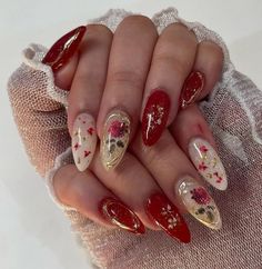 Douyin Flower Nails, Red Douyin Nails, Red Floral Nails, Douyin Style, Douyin Nails, Her Nails, Pretty Gel Nails, Kawaii Nails