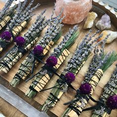 Smudge Sticks Diy, Business Crafts, Deco Champetre, Magia Das Ervas, Herbal Magic, Practical Magic, Deco Floral