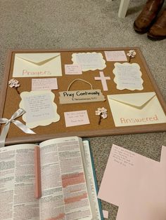 prayer board Jesus Vision Board Ideas, God Decoration Ideas At Home, Vision And Prayer Board Ideas, Prayer Board Materials, Catholic Vision Board Ideas, Things To Pray For List Of, Verses For Prayer Board, God Vision Board Ideas, Prayer Board Vision Board