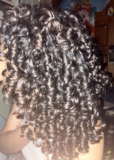 pillow soft curls + jelly soft curls 🩻 Jelly Soft Curls, Pillow Soft Curls, Curl Clumps, Perm Curls, Perm Hairstyles, Healthy Curls, Curly Wurly, Hair Motivation