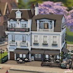 Sims 4 Victorian House, Cozy Bistro, Cottage Core Bloxburg House, Lotes The Sims 4, Casas The Sims 4, Sims House Plans