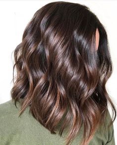 Chocolate Hair with Caramel Babylights Going Brunette, Hairstyles Brunette, Brown Hair Color Shades, Natural Brown Hair, Warm Brown Hair, Brunette Hairstyles, Color Hairstyles