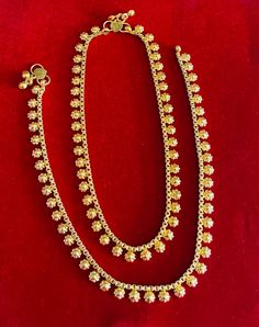 Indian gold plated anklets chain Adult size Gold Anklets For Festive Diwali Occasion, Festive Gold Bollywood Anklets, Gold Gold, Anklets, Jewelry Sets, Gold Plate, Plating, Chain, Gold