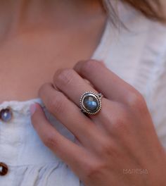 Rainbow Labradorite Round Ring ~ Gemstone ~ Natural ~ Sterling Silver 925 ~ Jewelry ~ Handmade ~February Birthstone ~Statement ~Gift 》D E T A I L S《 ✦ M E T A L : Sterling Silver 925 ✦ S T O N E : Labradorite ✦ B I R T H S T O N E : February 》 O T H E R * S T O N E * O P T I O N S 《 _ Moonstone: https://www.etsy.com/listing/509147514/round-moonstone-ring-june-birthstone?ga_search_query=moonstone%2Bround&ref=shop_items_search_4&frs=1 💎 The Labradorite is widely known for helping with sel Silver Faceted Labradorite Jewelry, Silver Labradorite Crystal Ring With Gemstone, Labradorite Jewelry With Bezel Setting As Gift, Labradorite Jewelry With Bezel Setting For Gift, Bohemian Jewelry With Bezel Setting For Gift, Bohemian Jewelry With Bezel Setting As Gift, Elegant Labradorite Crystal Ring As Gift, Elegant Silver Labradorite Crystal Ring, Labradorite Jewelry With Natural Stones For Anniversary