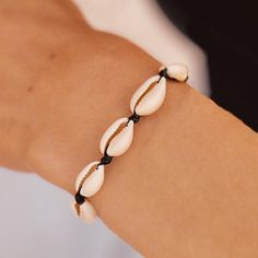 Knotted Cowries Bracelet Black Cowrie Bracelet, Freestyle Watch, African Bracelets, Sup Accessories, Seaside Style, New Bracelet, The Gambia, Surf Accessories, Pura Vida Bracelets