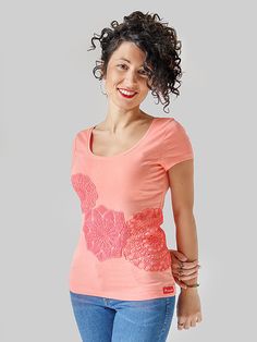 Coral pink t-shirt with upcycled vintage crochet doily ornament - Size S Pink Cotton Top With Lace Trim, Pink Crochet Trim Cotton Top, Pink Cotton Crochet Top With Crochet Trim, Pink Cotton Crochet Top, Spring Cotton T-shirt With Lace Trim, Cotton Crochet Lace Top With Short Sleeves, Fitted Pink Top With Crochet Trim, Pink Cotton Tops With Crochet Lace, Short Sleeve Cotton Lace Top With Crochet Trim