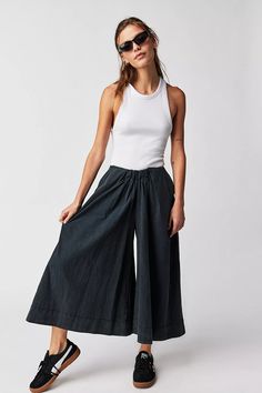 Get Into It Pants | Free People Minimal Girl, Flattering Pants, Womens Wide Leg Pants, Coastal Town, Flowy Pants, Best Outfits, Style Pants, Japanese Fashion