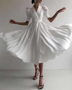 white Lapel Collar Dress with puff sleeve princess dress white flowy princess dresses for party white midi flowy dress #whitedress #whitedresses #flowydress #flowydresses #princedress #puffsleeve White Prom Dresses, Sukienki Maksi, Couture Dior, White Dress Formal, White Prom, Flowy Midi Dress, A Line Evening Dress, Chique Outfits, White Prom Dress