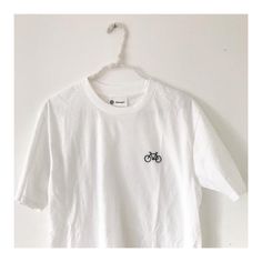 Create your unique t-shirt by choosing embroidery and yarn colors!100% cotton white T-shirt, hand embroidered and customizable!Podecrayons t-shirts are mixed and oversized, so if you want a tighter t-shirt, I advise you to take a size below your usual size. For example, if you're doing L in general but want a t-shirt ready for the body, then order an M t-shirt from Podecrayons 🙂. You have the dimensions available in the product photos. Embroidery Smiley Face, Embroidery Tee Shirts, Embroidery On White Shirt, Embroidery Tshirt Men, Bike Embroidery, White Bicycle, Stylish Men Wear, Word A