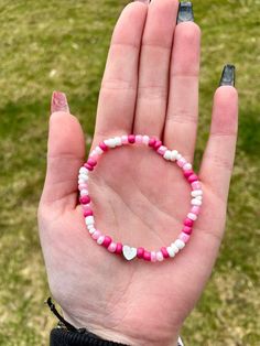 Handmade  Valentines Heart Pink and White Seed Beaded Mix Stacking Bracelet, Stretchy Bracelet Pink And White Beaded Bracelets, Valentine Bracelets Beads, Valentines Seed Bead Bracelets, Valentines Beaded Bracelet, Pink Beads Bracelets, Beads Accessories Ideas, Seed Bead Bracelet Designs, Handmade Bracelets Ideas Beads, Bracelet Ideas Pink