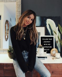 Blusa de tricô: 50 looks + passo a passo para uma peça atemporal Julie Sarinana, Travel Fashion Winter, Sincerely Jules, Looks Black, Cozy Outfit, Fall Winter Outfits, Outfits Casuales, Look Cool