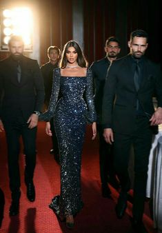 Elegant Royal Dresses, Sadek Majed, Winter Haute Couture, Bride Fashion Illustration, Body Guard, Formal Dresses With Sleeves, Elegant Dresses Classy, Cocktail Gowns, Gowns Of Elegance