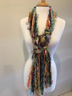 Yarn Necklace, Scarf Knots, Knitted Items, Gift For Aunt, Chic Scarves, Boho Scarfs, Gift For Sister, Fringe Scarf, Lightweight Scarf