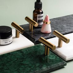 Stylish organization is a breeze with our marble bathroom organizer that fits beautifully in any room of your home. This gorgeous marble storage tray will complement any setting with its striking marble base and brass handles. We love this multipurpose organizer tray for the bathroom to hold cosmetics, nail polish, toothpaste or beauty products, and in the bedroom to hold jewelry, fragrance bottles, trinkets and other treasures. It also looks elegant in the kitchen to hold dishwashing liquid, ha Multipurpose Organizer, Fragrance Bottles, Entrance Table, Kitchen Dining Living, Cordless Lamps, Brass Bathroom, Tray Organization, Living Room Bench, Storage Tray