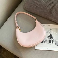 Brand Name: YogodlnsHandbags Type: Shoulder BagsTypes of bags: Shoulder & HandbagsMain Material: PULining Material: PolyesterShape: BaguettePlace Of Origin: GUANG DONG ProvincePlace Of Origin: GUANG DONG ProvinceOrigin: CN(Origin)CN: GuangdongHardness: SoftPattern Type: SolidInterior: No PocketDecoration: NONEExterior: NONEOccasion: VersatileClosure Type: zipperGender: WOMENStyle: FashionNumber of Handles/Straps: SingleBaguette bags: Portable Baguette bagsShoulder Bags: Retro shoulder women bagA Ladies Designer Handbags, Casual Clutch, Messenger Purse, Pink Handbags, Underarm Bag, Ladies Clutch, Leather Hobo Bag, Shopper Tote, Michelle Obama