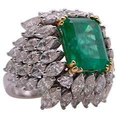 IGI Certificated 5.06 Carats Fine Emerald and Diamond Ring For Sale at 1stDibs Luxury Green Diamond Ring, Exquisite Style, Biedermeier Furniture, Diamond Pendants Designs, Mens Silver Jewelry, Emerald And Diamond Ring, Diamond Ring Set, Emerald Diamond Ring, Fine Ring, Colombian Emeralds