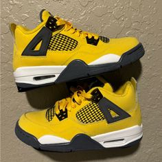 Air Jordan 4 Yellow Lightning (Gs) No Box Never Worn Yellow 4s, Yellow Air Jordan 4 Sports Shoes With Round Toe, Yellow Air Jordan 4 Sporty Streetwear, Jordan 4 Yellow Thunder, Yellow High-top Air Jordan 4, Yellow High-top Air Jordan 4 For Streetwear, Nice Jordans, Black Athletic Shoes, Nike Air Jordan 6