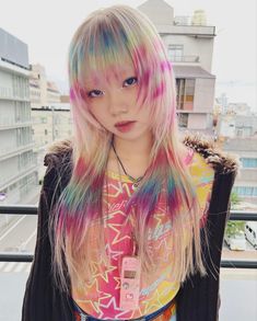 Harajuku Hair, Rainbow Highlights, Me And My Friends, Dyed Hair Inspiration, Punk Hair, Pretty Hair Color, Creative Hairstyles, Hair Dye Colors