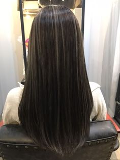 Chocolate Brown Hair With Cool Tone Highlights, Straight Black Hair Highlights, Black Hair With Small Highlights, Korean Hair Highlights, Korean Highlights Hair Color, Multi Tone Hair, Multi Tone Hair Color