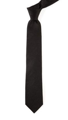 Made from 100% woven silk, our Grosgrain Solid Black tie has subtle texture and sheen for a look that's formal as well as professional. | Tie Bar: Grosgrain Solid Tie - Boys, In Black, Silk Style Steal, Men's Tie, Silk Necktie, Tie Bar, Cosplay Outfits, Black Silk, Silk Ties, Timeless Classic, Modern Fit