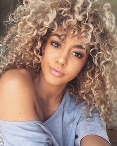 Aspire not to have more but to be more  LosAngeles, CA YouTube-The Find Guru Twitter-goldennn_xo info@thefindguru.com Beehive Hair, Asymmetrical Hairstyles, Blonde Curly Hair, Blonde Curls, Beach Beauty, Girl Swag, Blonde Wig, Long Curly Hair, Travel Beach