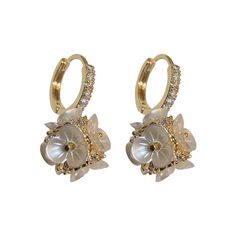 Brand Name:MtcyteaMaterial: Cubic ZirconiaOrigin: Mainland ChinaCN: ZhejiangModel Number: HE8256Item Type: EarringsStyle: ClassicEarring Type: Drop EarringsShape\pattern: PLANTFine or Fashion: FashionGender: WomenColor: GoldOccasion: Party, Birthday, Wedding, Travel, HomeGift for: Girlfriend,Wife,Mom ,Daughter, Sister, FriendsSeason: Spring Summer AutumnFeatures: Cute,charm,Grace,SweetDropshipping: Extra discount, 100% delivery within 24 hoursSafety: Hypoallergenic Store Earrings, Flower Dangle Earrings, Bear Necklace, Cubic Zirconia Jewelry, Earrings Metal, Girl Jewelry, Rhinestone Heart, Hanging Earrings, Cute Charms