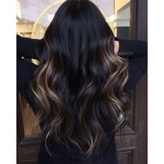 Black Hair Blonde Lowlights, Chocolate Brunette, Rambut Brunette, Black Hair Balayage, Hair Color Unique, Balayage Hair Dark, Brunette Balayage Hair, Red Highlights