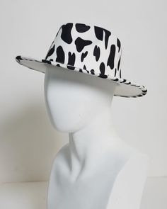 Featuring Cow Print. This hat is a staple 90's trend item for your wardrobe. Spice up your outfit with this fedora. Festival Fedora With Short Brim, One Size, Black Fedora With Flat Brim For Western-themed Events, Luxury Brimmed Fedora, One Size, Fedora Style, Black Fedora Hat, Black Fedora, 90s Trends, Flat Brim Hat, Wide Brim Fedora