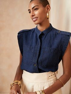 Indigo Utility Top | Banana Republic Linen Tops Women Summer Outfits, Shoulder Epaulettes, Casual Summer Outfits For Women, Linen Top Women, Capsule Wardrobe Essentials, Functional Style, Top Banana, Casual Design, Casual Summer Outfits