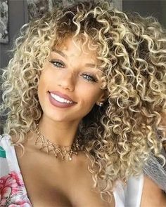 Elevate your hairstyle with our short Afro curly wig designed for African American women. This wig features kinky curls, bouncy volume, and fluffy loose waves for a trendy and stylish look. Embrace your natural beauty today! 💁‍♀️ #CurlyWig #NaturalHair #StylishBeauty Loose Wavy Hair, Afro Curly Wig, Brown Bob Hair, Curly Crochet Braids, Medium Length Blonde, Short Afro, Real Hair Wigs, Natural Wigs, Curly Hair Wig