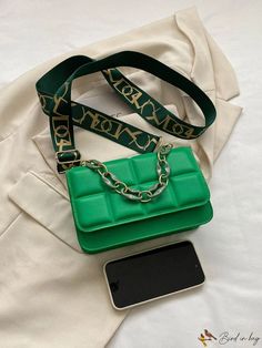 BirdinBag - Chic Geometric Pattern Handbag with Chain Strap for Women - Mini and Fashionable Green Bags With Adjustable Strap, Green Shoulder Bag With Adjustable Strap, Green Bag With Detachable Strap, Trendy Green Crossbody Flap Bag, Trendy Green Flap Bag For Daily Use, Trendy Crossbody Flap Bag, Green Bag With Chain Strap For Daily Use, Green Bags With Chain Strap For Daily Use, Trendy Satchel With Detachable Strap